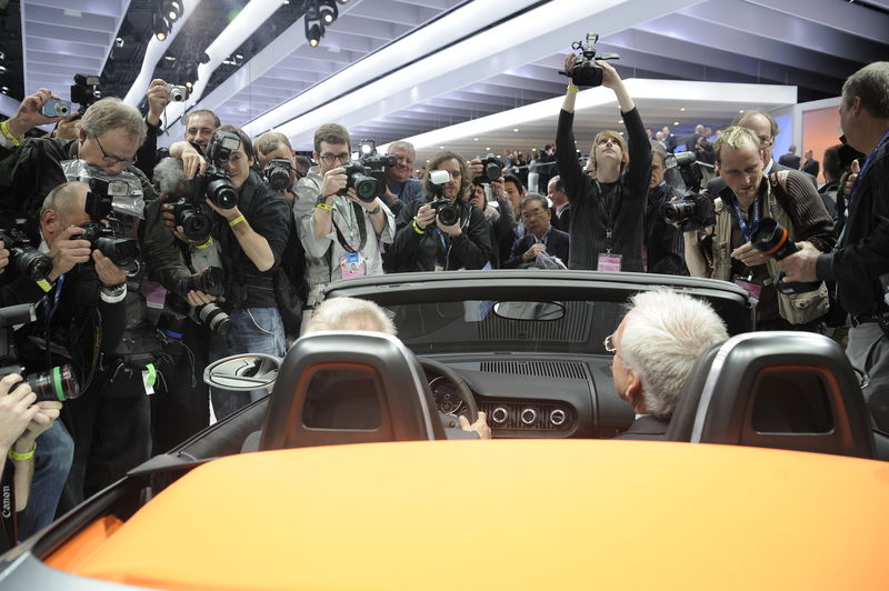 Illustration for article titled The Top Ten Photo Galleries Of The 2009 Detroit Auto Show